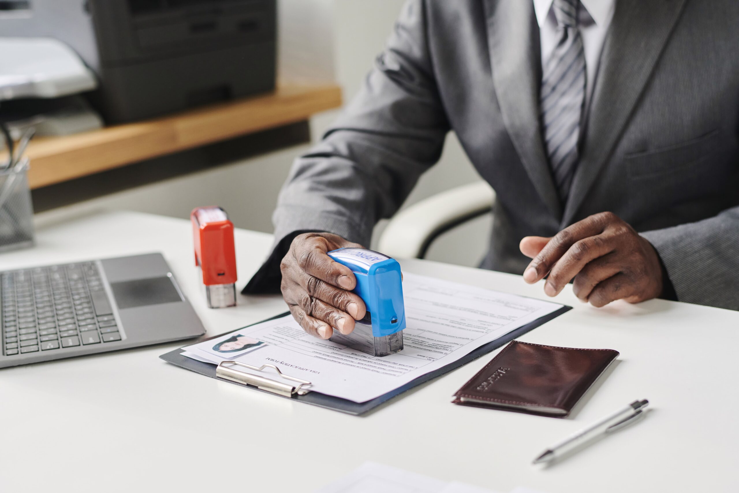 Les pièges à éviter lors de la rectification d'un contrat d'assurance